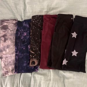 7 Pairs of Athleisure Leggings